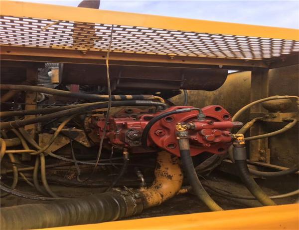japan kato HD700 used crawler excavator /Japan used Excavator/original HD820-6 digger