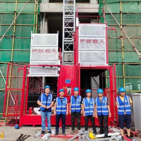 SC100 Construction Machinery Red High Speed Variable Frequency Intelligent Freight Elevator Construction Elevator