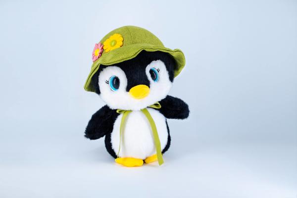 Jouets de poupée en peluche de pingouin de couleur personnalisée écologique avec chapeaux interchangeables