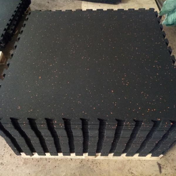 1000X1000X40mm GYM Interlocking Rubber Tiles Customized Interlocking Weight Room Flooring Red