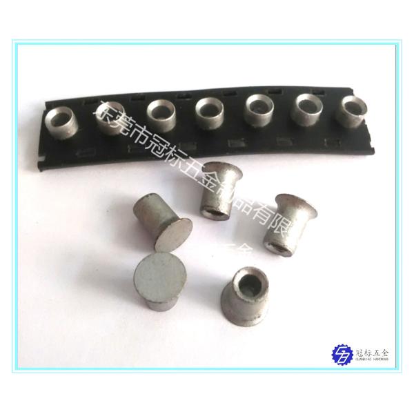 L'individu de haute résistance pénétrant rivette JIS 5.3x6mm standard 5.3x7mm 5.3x8mm