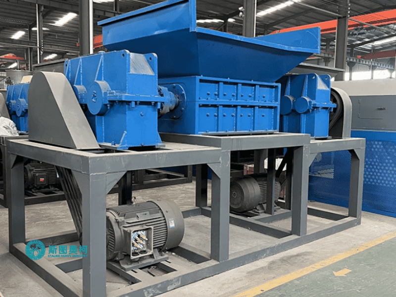 Capacity 1TPH-100TPH Industrial Tire Shredder Tyre Shredding Machine
