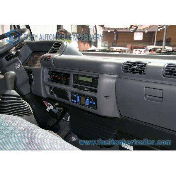 3 Ton / 5 Ton ISUZU Transport Refrigerated Box Truck 6980*2100*3060mm