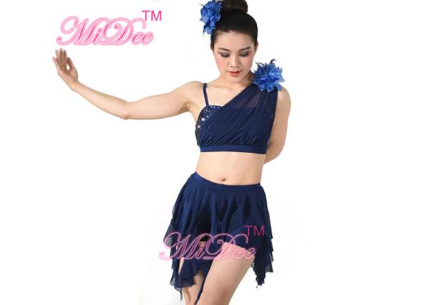 ODM Belly Dancing Clothes Diagonal - Neck Irregular Sequin Top Two Pieces Dancing Dress