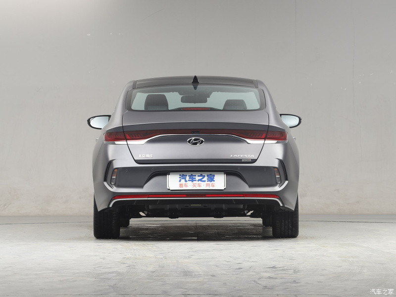 Версии удовольствия Hyundai Feista ПОЧИНКА передачи версии перемещения чистой электрической 2020 DLX свободная