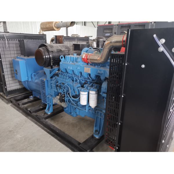 Yuchai Industrial Generator Set with 75-85 dB at 7 Meters, 10kW to 2000kW Power Output and Water Cooling System