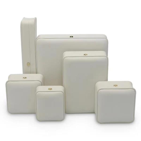 Jewelry Storage Display Case with Customized LED Light Ring Box and Bag Design