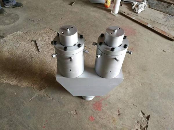 Dois extrusores de tubos de conduta de PVC de cavidade 51/105 para os requisitos do cliente