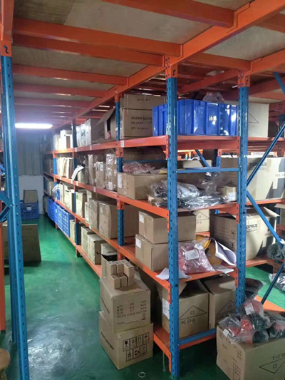 Heavy Duty Metal Storage Shelves With Mezzanine Floor Blue Color Capacity 300kg