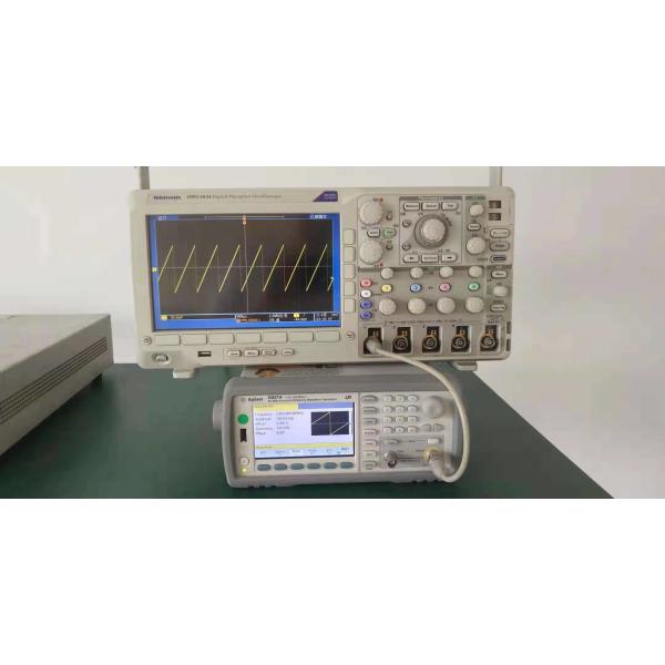 Канал осциллографа 300MHz 2.5GS/S 4 Tektronix DPO3034 непрерывнодискретный