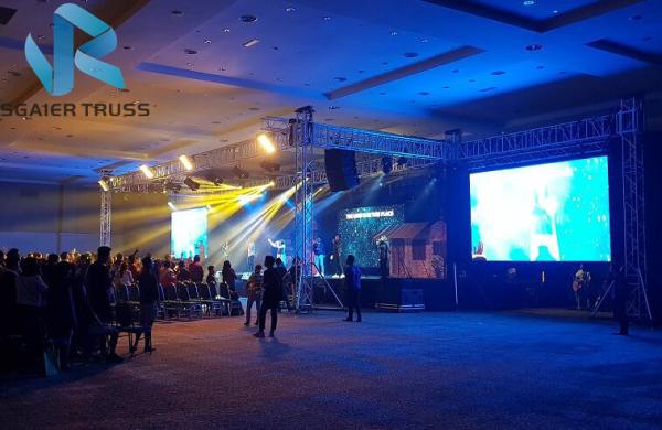 15x10m Concert Lighting Truss Stand , Structure Concert Stage Truss Systems
