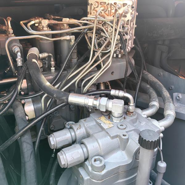 ZX200-3G Used Hitachi Excavators Original ISUZU Engine 0.9m3 Bucket Capacity 110KW