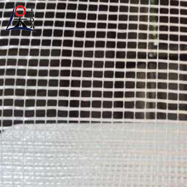 Tissu en maille en fibre de verre tissé résistant aux températures élevées / 160 g de maille en fibre de verre stucée 0,5 m-3 m