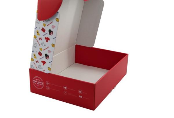 Popular cartoon gift paper box  Kraft Paper Box Corrosion Resistant