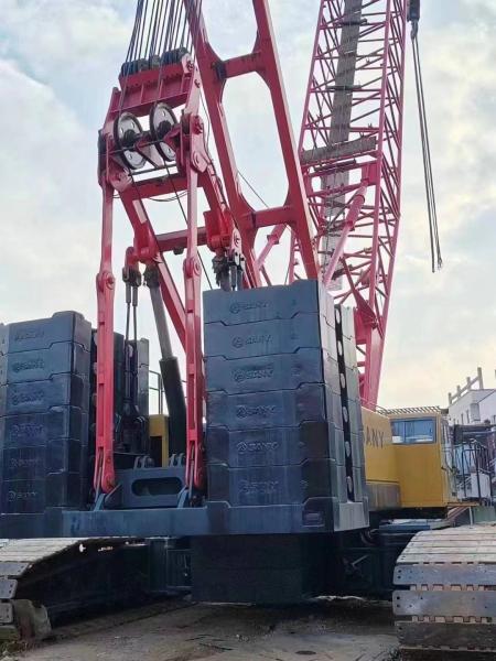 SCC2500C grúa de arrastre de 250 toneladas para grandes obras de construcción incluido el servicio posventa