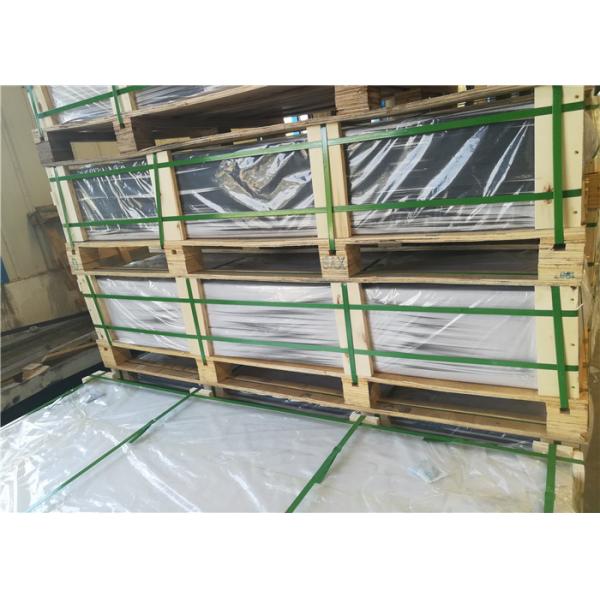 Ultra Clear Tempered Low Iron Solar Glass Solid Structure Impact Resistant