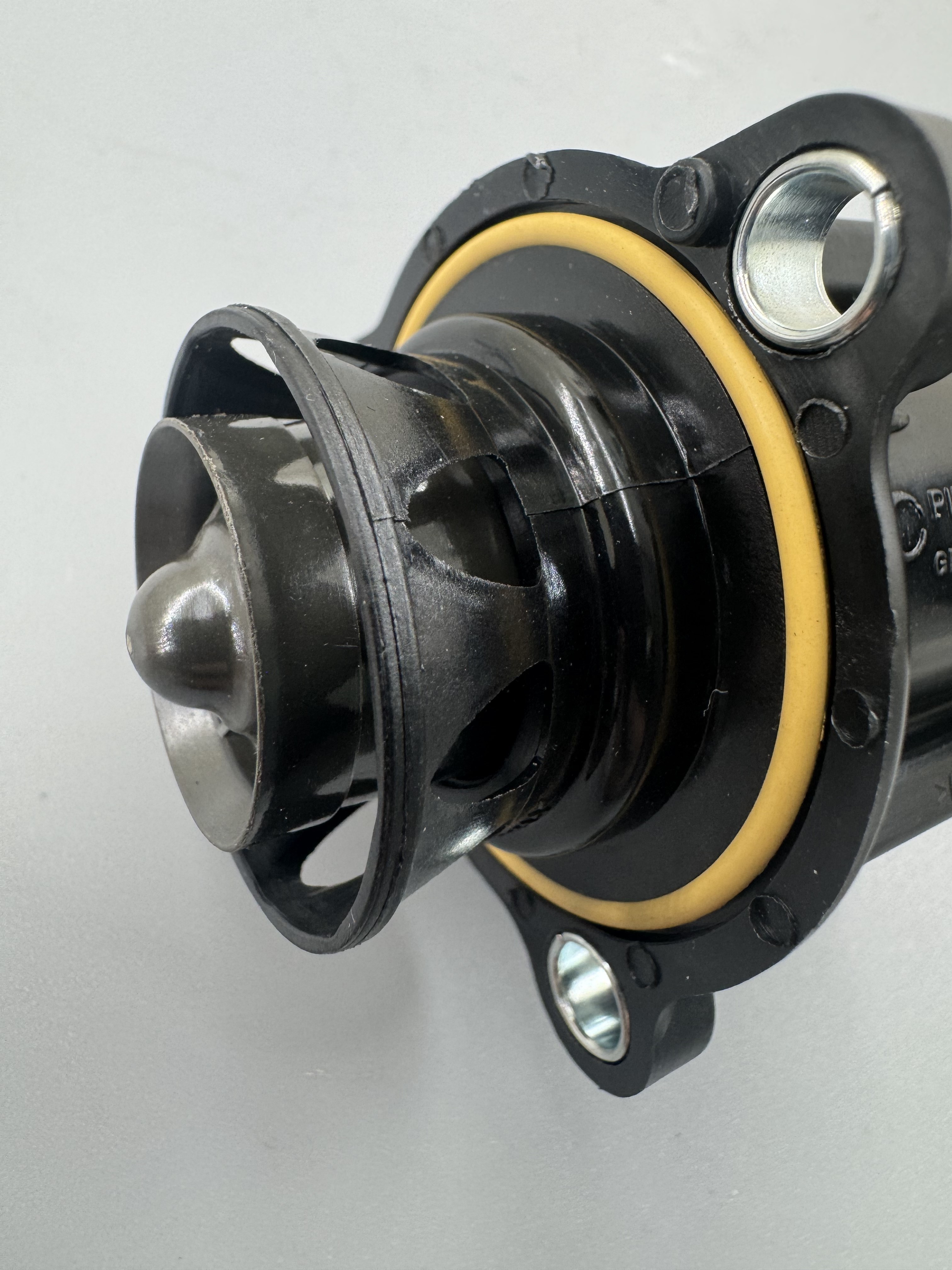 High-quality circuit breaker valve 06H145710D for VW Audi