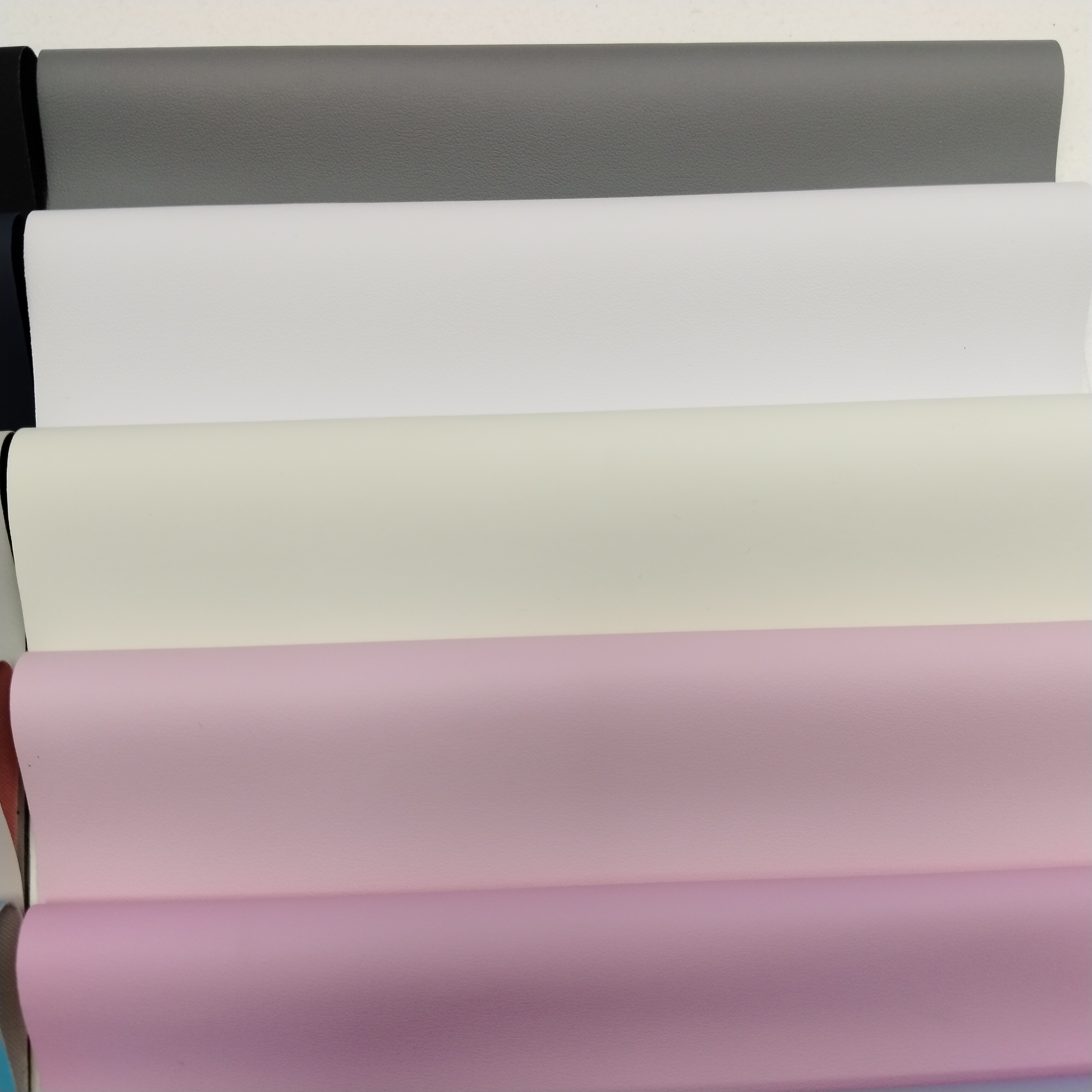 High Quality Leather Wholesale Leather Matte Finish Leather Customized Colors and Size