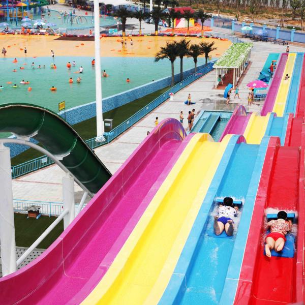 Funny Rainbow Big Pool Custom Water Slides For Family Aqua Park