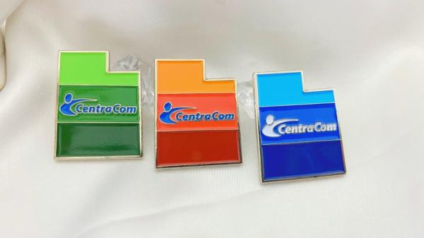 Custom Lapel Pin with Personalized Design Iron Material and Silver Plating for Gifts