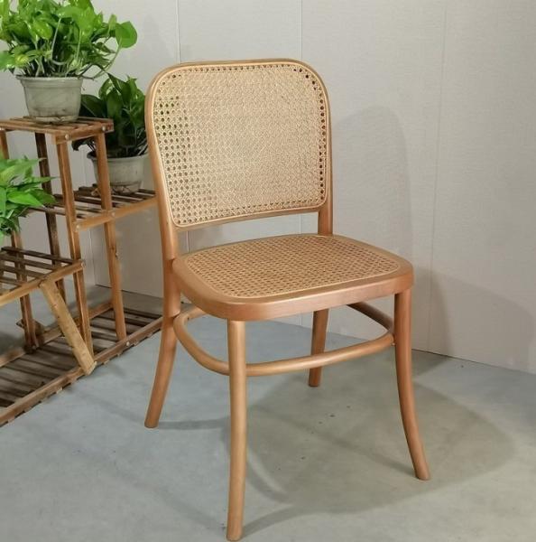 Home Furniture Wooden Rattan Dining Chair with Modern Design