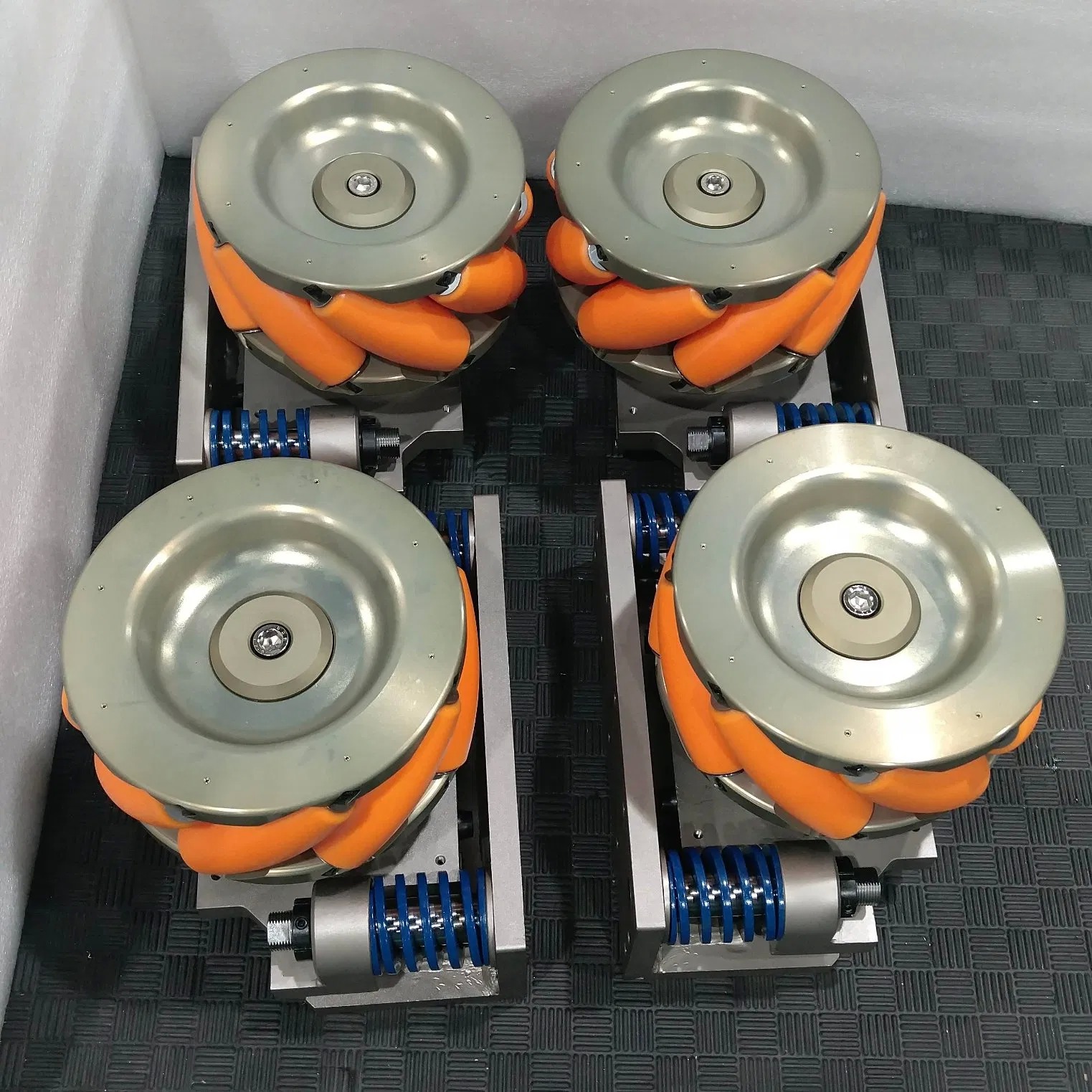 Suspension Robotic Wheel Shock Absorbing Mecanum Wheel For AGV AMR Systems