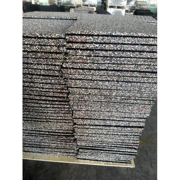 Compound Tire Rubber and Shoe Sole Rubber Flooring Tiles for Sports Surface and Gym Machinery