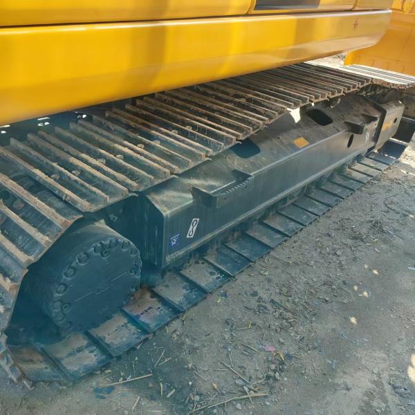 Подержанный экскаватор Komatsu PC160 с точностью управления и отличной экономией топлива