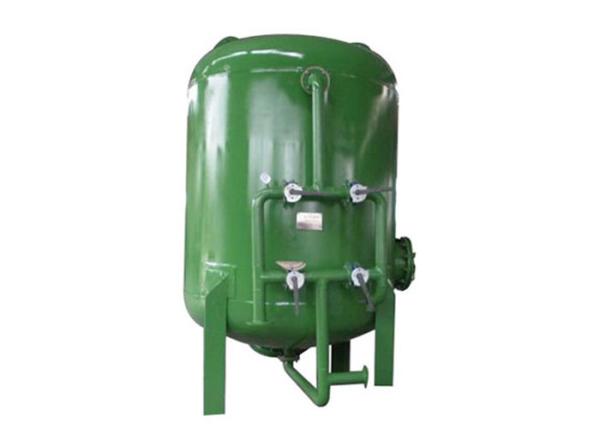 O filtro de água mecânico do tanque dos multi meios como o pré-tratamento do RO/F e da purificação de água filtra