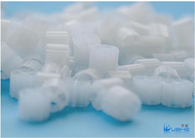 Biocarreadores de gel composto de polímero em forma de cubo com 98% de porosidade para aplicações com pH 6-10