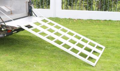 1500lbs Capacity Heavy Duty Tri Fold Aluminum Ramp Easy Storage
