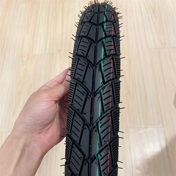 Motorcycle Accessories 17 Inch Tire Casing for African Market Needs