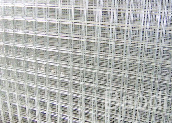 Galvanized Welded Wire Mesh Panels 0.5 - 6 M Length With Rectangular Grids