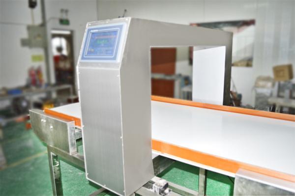 Segurança do detector de metais do alimento da correia transportadora da indústria para a carne, 40 medidores/minutos