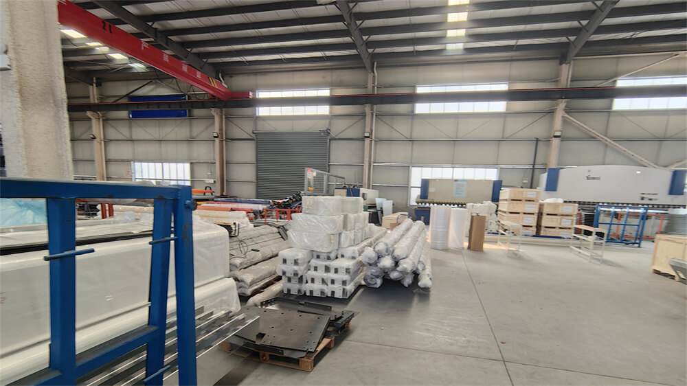 0.75-1.5KW Power Industrial Sectional Overhead Door For E-Commerce Fulfillment Centers