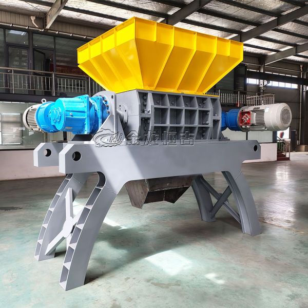 Double Shaft Shredder with Six-fold Seal Helix Tool Arrangement and Hexagonal Cutter Design for Efficient Metal Shredding