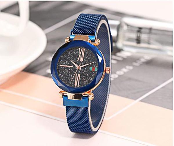 32mm Multi Color Alloy Case Fashion Ladies Fashion Wrist Watch with Magic Mesh Band