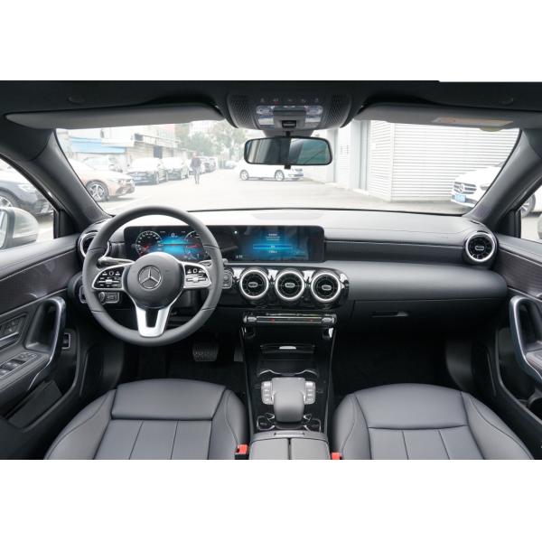 7 Gear DCT Benz Бензиновые автомобили Mercedes Benz A 200 L Sport Sedan Donggan Version