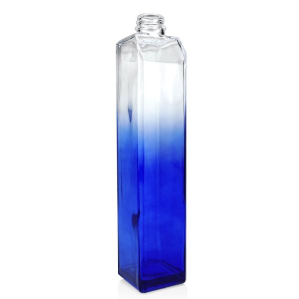 330ml/500ml/700ml/750ml Capacity Square Transparent Glass Bottle for Carbonated Drinks
