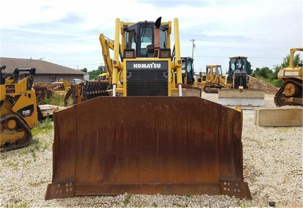                  Used 20 Ton Komatsu Track Bulldozer D65ex, Original High Quality Crawler Tractor Komatsu D65 D85 D155 on Promotion             