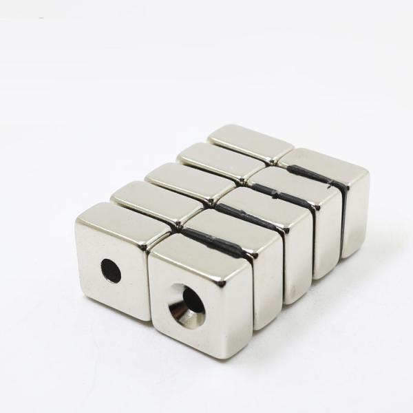 Powerful NdFeB Block Rectangular Magnets With Countersink Holes For Fixture