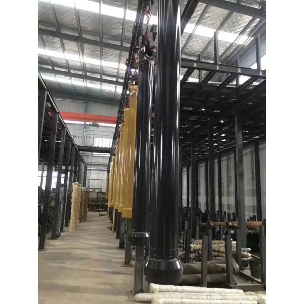 4.5 Cubic Meters Reinforced Rock Bucket with Hydraulic Cylinder Head and Diesel Engine