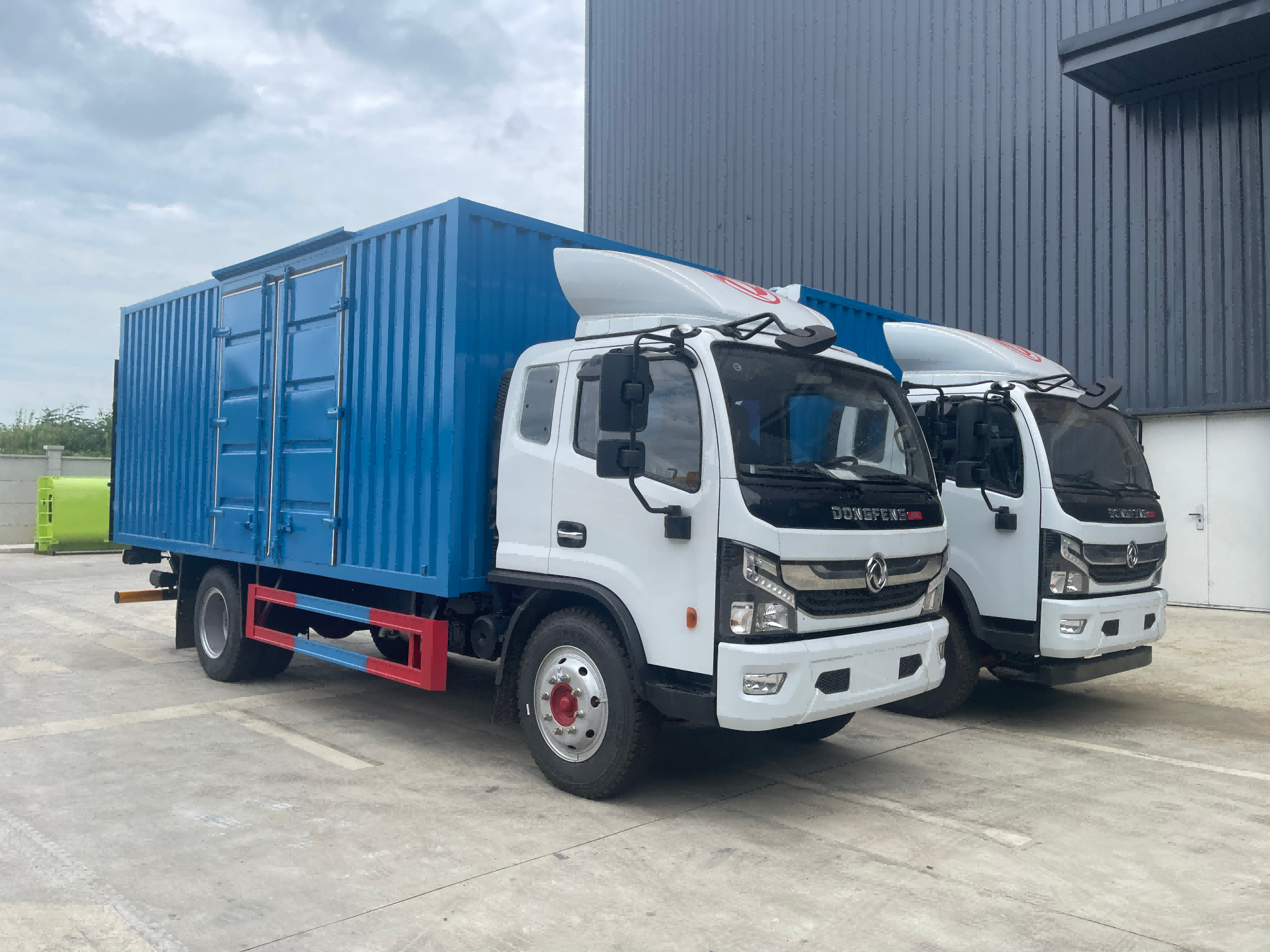 DONGFENG 160HP Box Truck Van Cargo Truck Light Duty Mini Lorry Truck