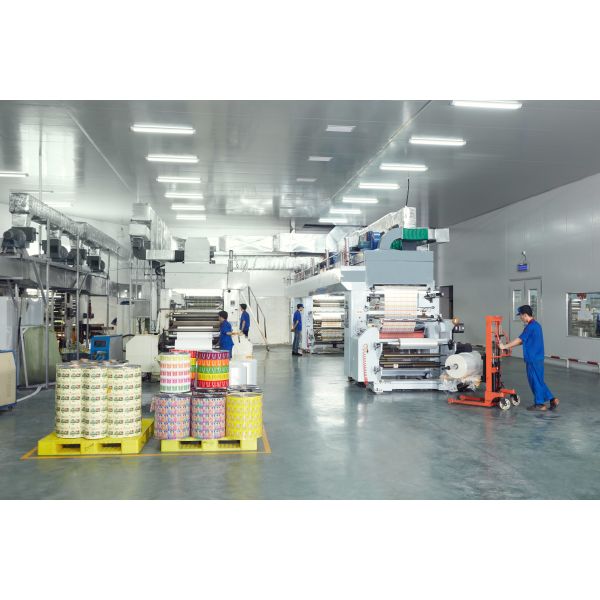 Customizable Pet Food Packaging Bags Plastic Dog Snack Pouch Nutrient Protection