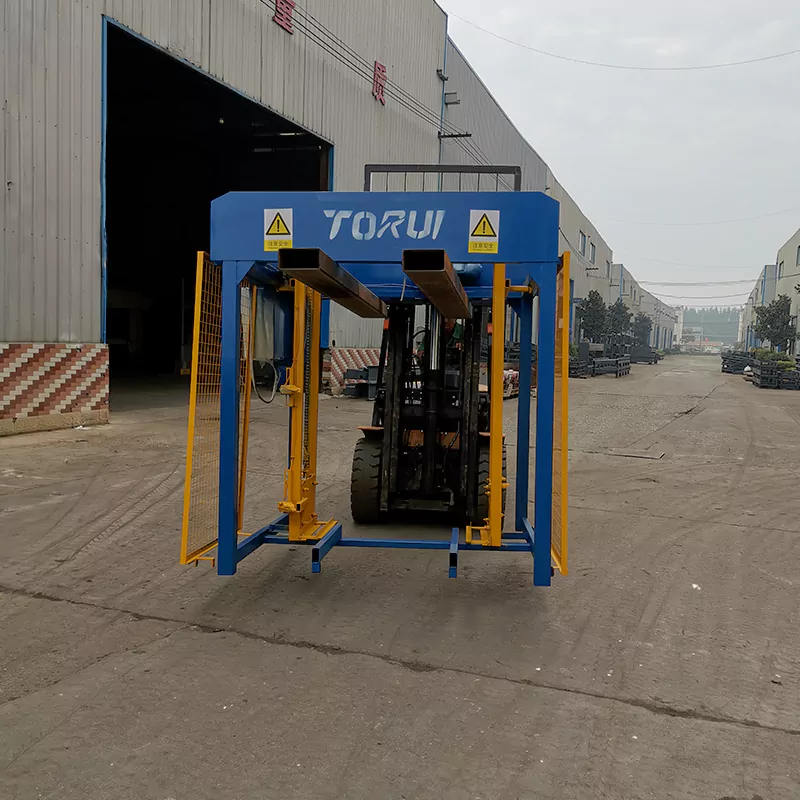 Safety QT4-15 Automatic Block Machine High Efficiency Customization