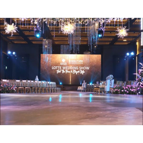 High resolution exhibition LED  P3  576x576mm led  screen with 3840hz refresh rate