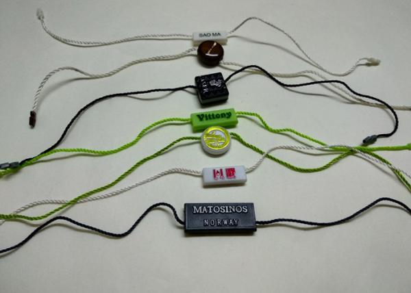 Custom Plastic Hang Tags Brand Name Swing Tags For Clothes Double Ends String