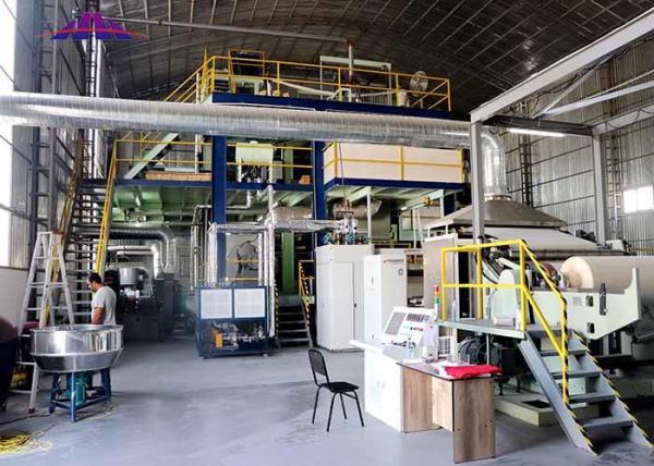 Linha de produção não tecida fundida 4m dos PP Spunbond do derretimento 350m/Min