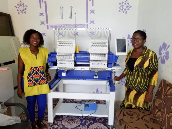 10 years service !!! HOLiAUMA High Precision Zsk Type 2 Head Computerized Digital Embroidery Machine Price