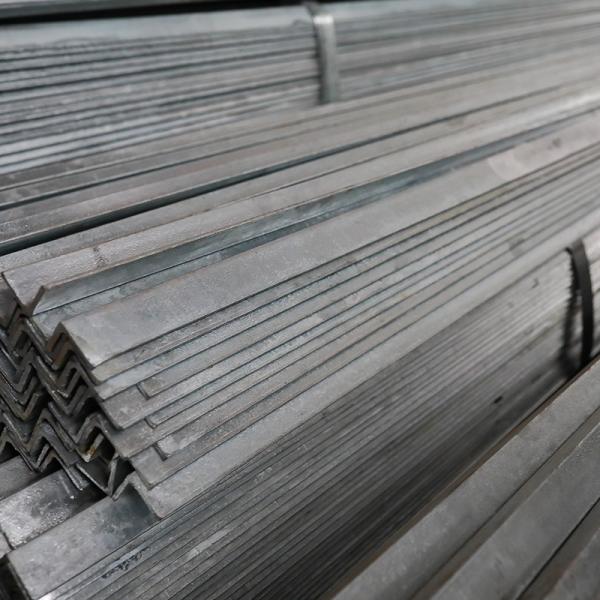 A3 Q235 Galvanized Steel Angle L Shape Equal Construction 50*50mm
